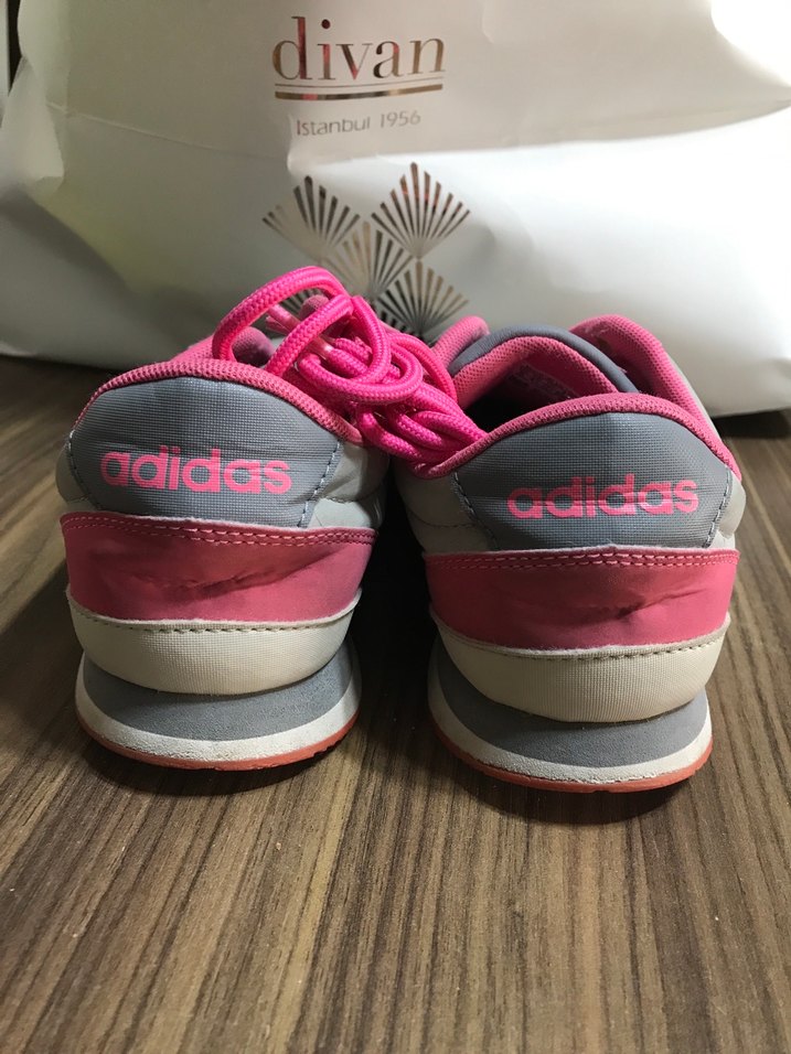 Adidas Pembe-Gri Bağcıklı Spor Ayakkabı - Görsel 2