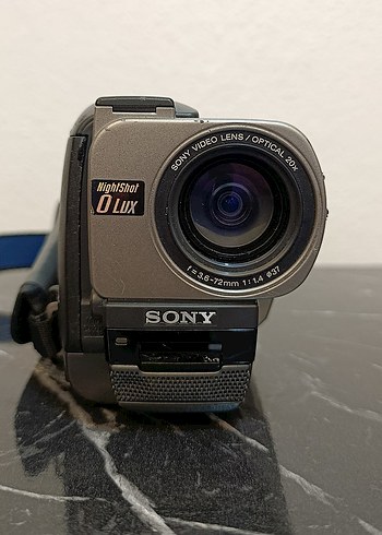 SONY HANDYCAM CCD-TR317E-PAL 200X - Görsel 4