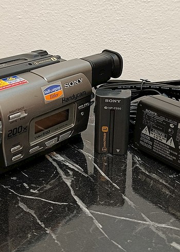 SONY HANDYCAM CCD-TR317E-PAL 200X - Görsel 13