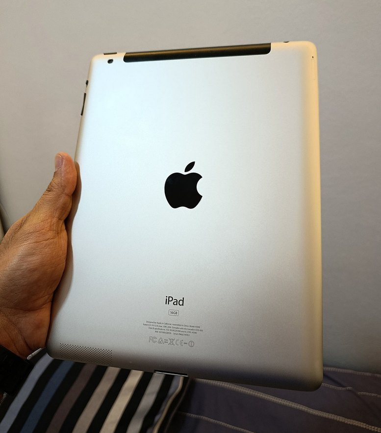 APPLE İPAD 2 Wİ-Fİ + 3G SİYAH MC773TU/A - Görsel 2
