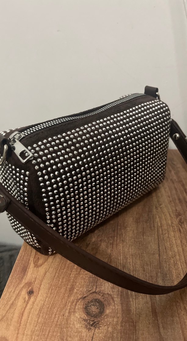 kahverengi pullu çanta - Görsel 2