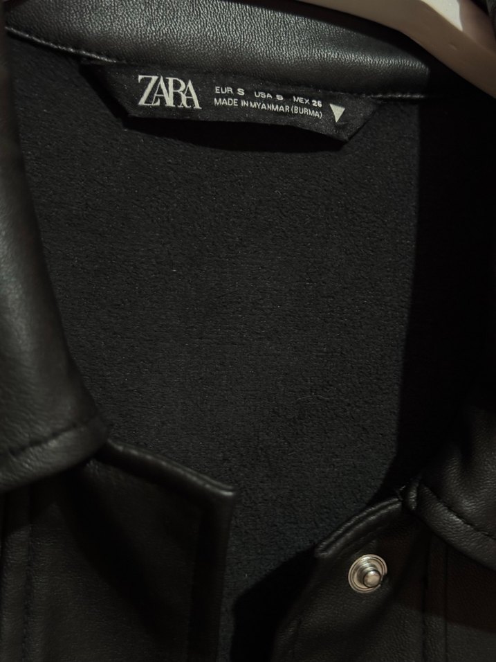 Zara Siyah Deri Görünümlü Ceket  S Beden - Görsel 3