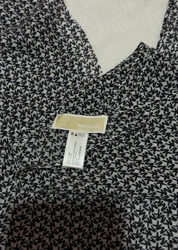 Michael Kors Siyah Beyaz Logolu Desenli Şal / Eşarp