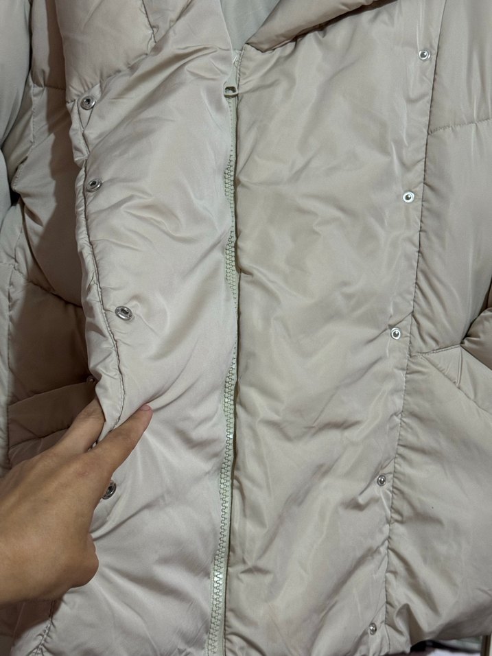 Stradivarius Padded Jacket  Kadın Kapüşonlu Mont  Bej - Görsel 3