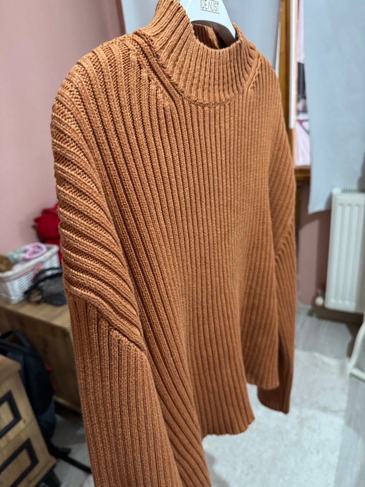 Tarçın Rengi Boğazlı Triko Kazak - Görsel 3