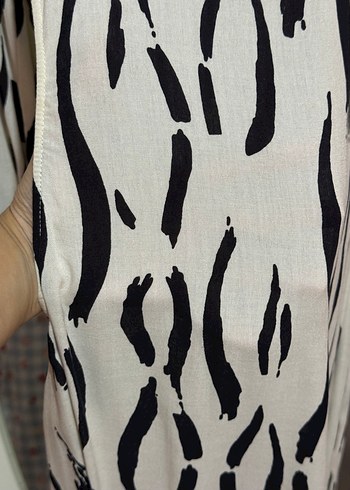 Siyah Beyaz Desenli Uzun Balık Kesim Penye Elbise - Görsel 7