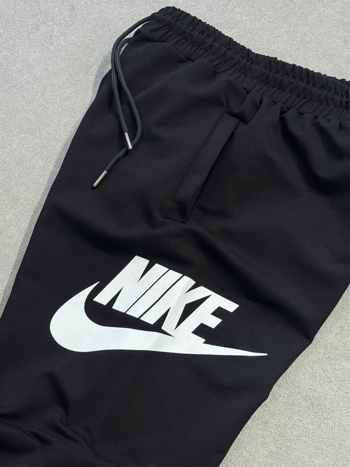 Nike Siyah Fermuarlı Erkek Eşofman Altı - Görsel 3