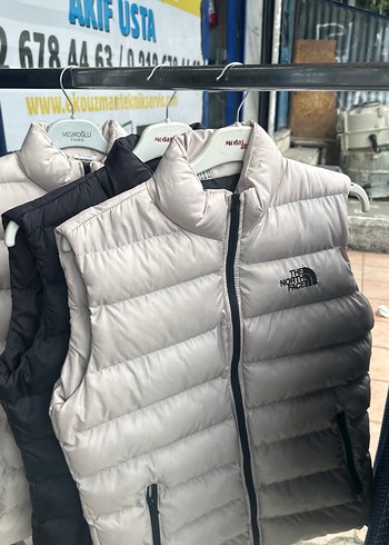 Gri Fermuarlı Erkek Kolsuz Şişme Yelek