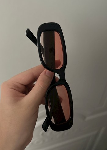 Ray Ban Siyah Minimalist Kadın Gözlüğü