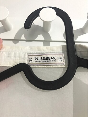 xs Beden beyaz Renk Pull & Bear Gömlek