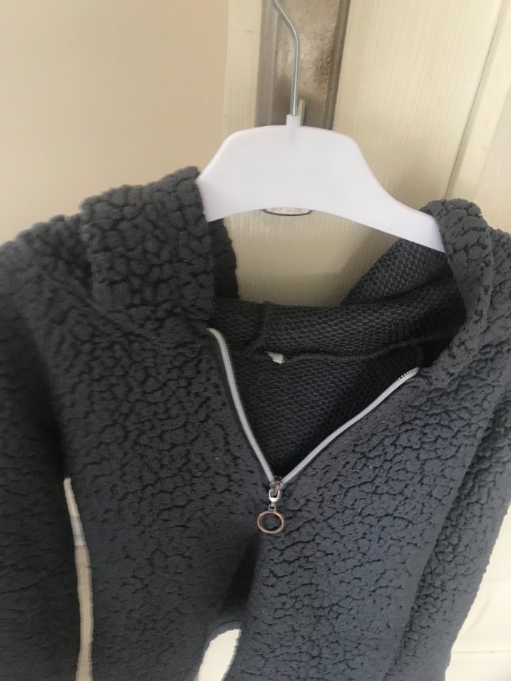 Gri Kapüşonlu Çocuk Ceket - Görsel 3