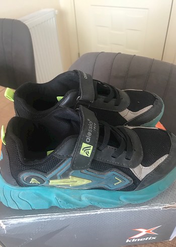 Erkek Çocuk Siyah Spor Ayakkabı Velcro Bantlı - Görsel 3