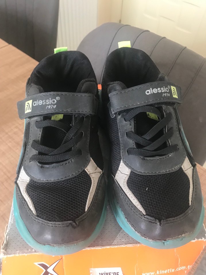 Erkek Çocuk Siyah Spor Ayakkabı Velcro Bantlı - Görsel 2