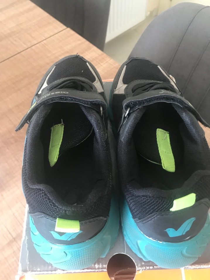 Erkek Çocuk Siyah Spor Ayakkabı Velcro Bantlı - Görsel 5