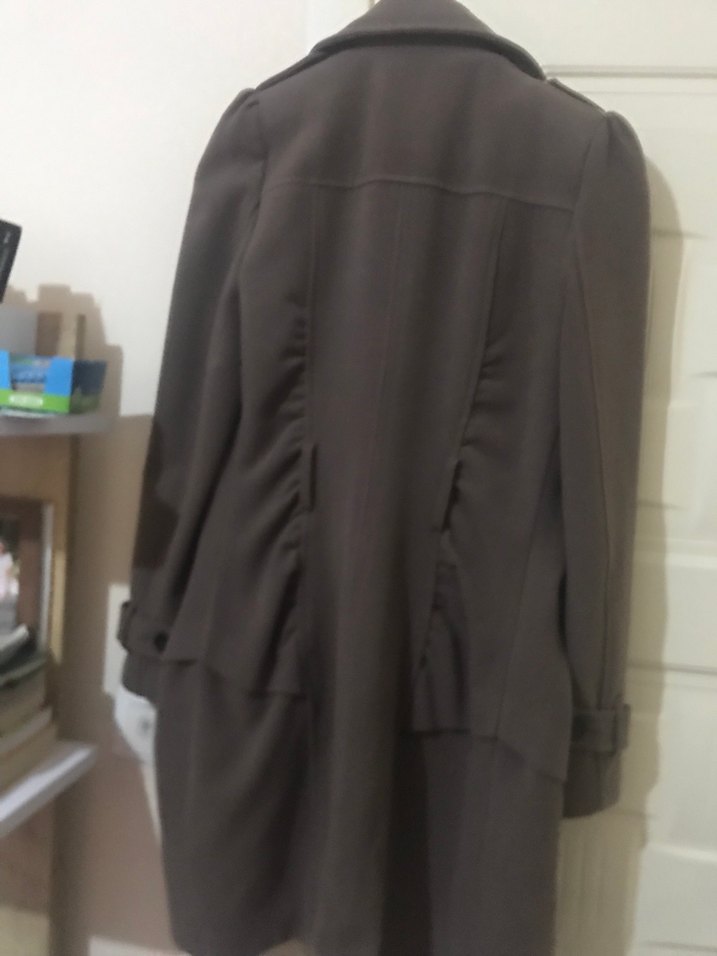 Kahverengi Çift Düğmeli Kaban - Görsel 2