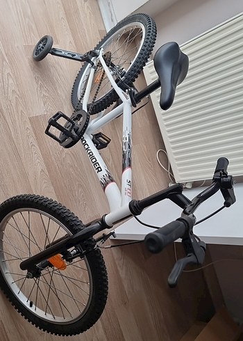 Beden Gri Üç Tekerlekli Bisiklet