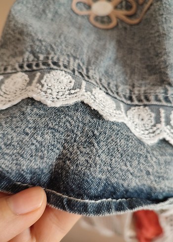 Kız Çocuk Gri Dantel Detaylı Denim Elbise - Görsel 5