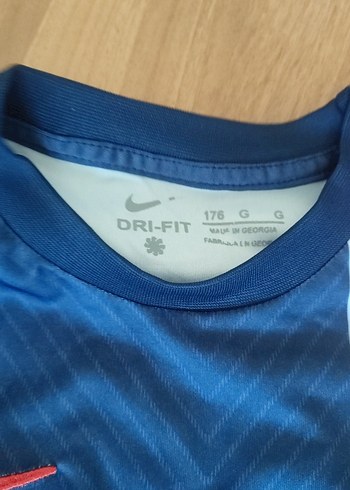 Mavi Kısa Kollu Dar Kesim Erkek Forma Takımı Qatar airways - Görsel 4