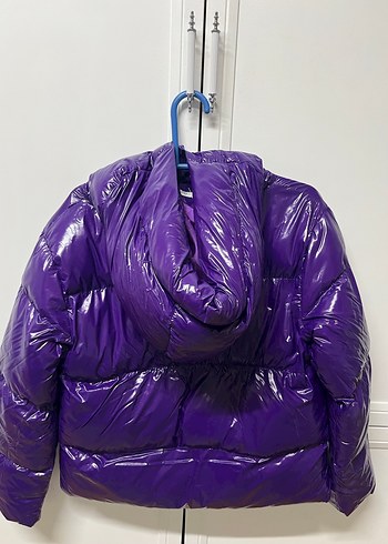 Mor Kapüşonlu Kadın Kışlık Mont - Görsel 3