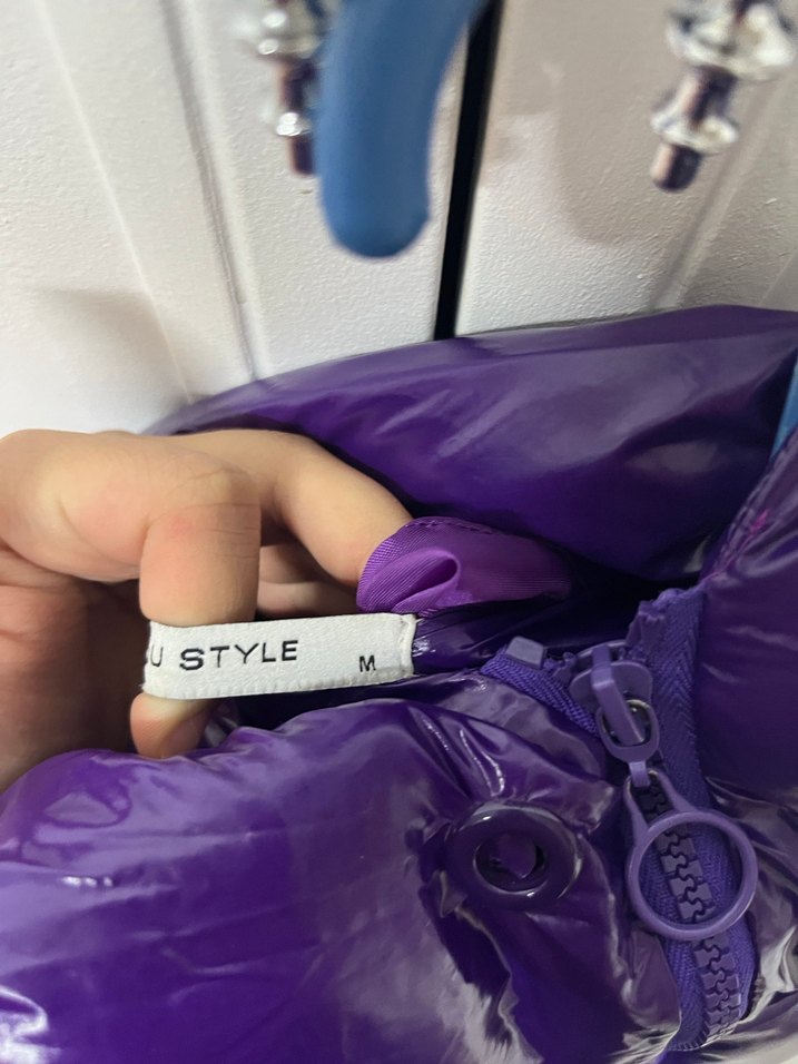 Mor Kapüşonlu Kadın Kışlık Mont - Görsel 4