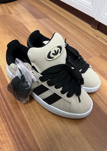 Adidas 40