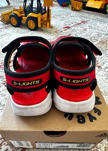 Skechers kırmızı sandalet - Görsel 2