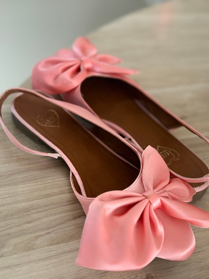 Pembe Fiyonklu Kadın Babet - Görsel 3