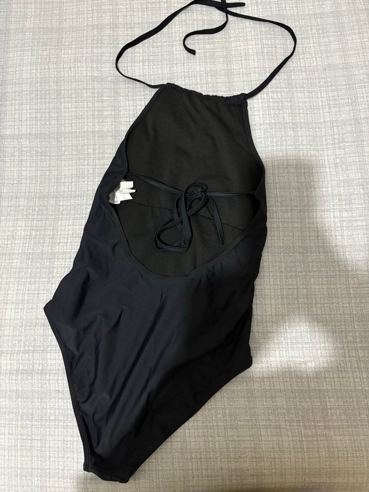 Siyah Fırfırlı Gotik Kadın Mayo - Görsel 3