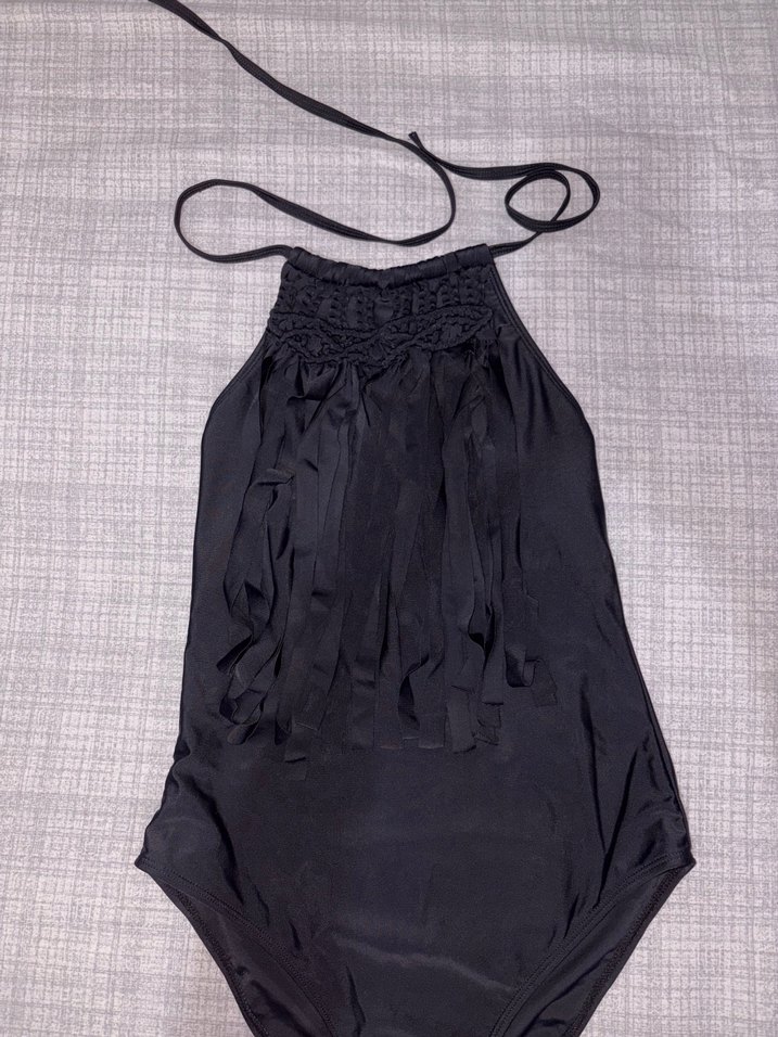 Siyah Fırfırlı Gotik Kadın Mayo - Görsel 4