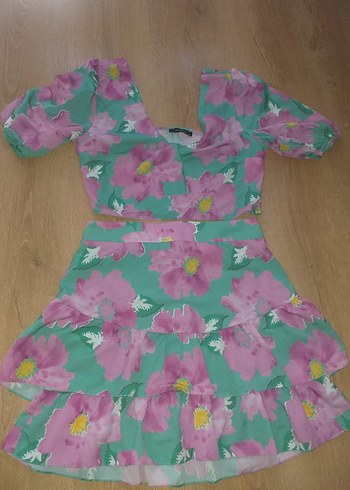 Çiçekli Crop -Etek Çok şık Takım - Görsel 4