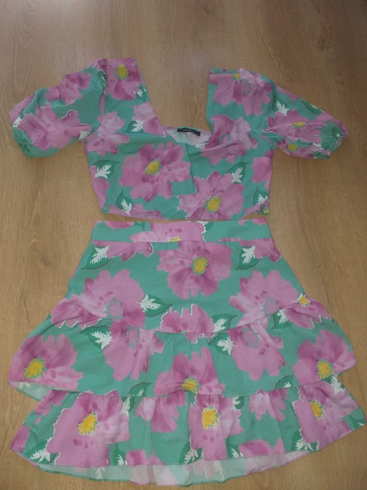 Çiçekli Crop -Etek Çok şık Takım - Görsel 4