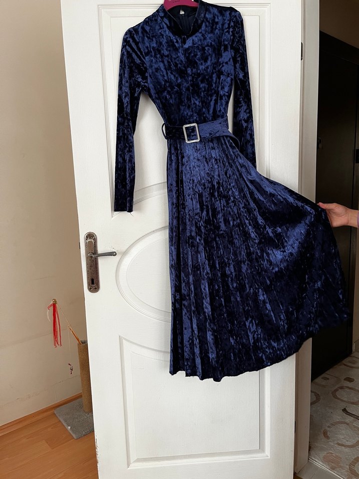 Kemerli Lacivert Uzun Kollu Uzun Elbise - Görsel 5