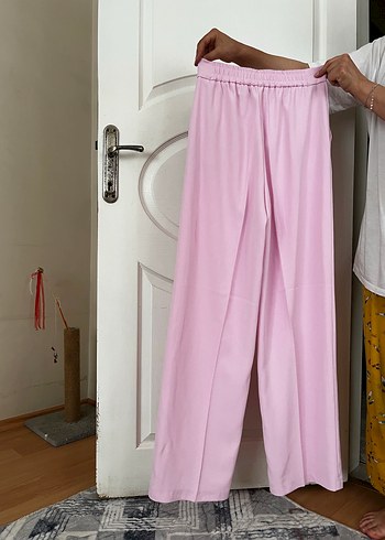 Pembe Pilili Rahat Kesim Kadın Kumaş Pantolon - Görsel 4