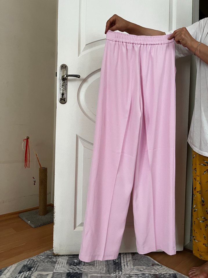 Pembe Pilili Rahat Kesim Kadın Kumaş Pantolon - Görsel 5