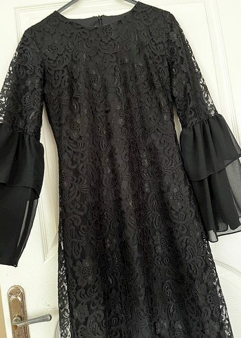 Siyah Nakışlı Uzun Gotik Elbise - Görsel 5