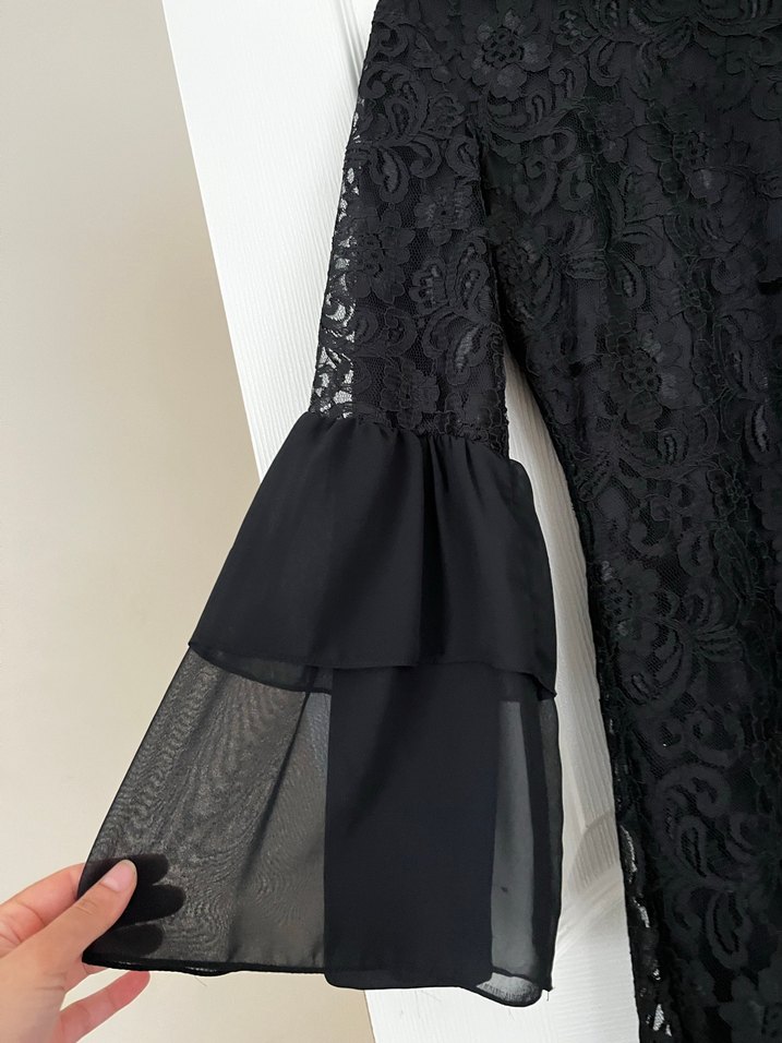 Siyah Nakışlı Uzun Gotik Elbise - Görsel 4