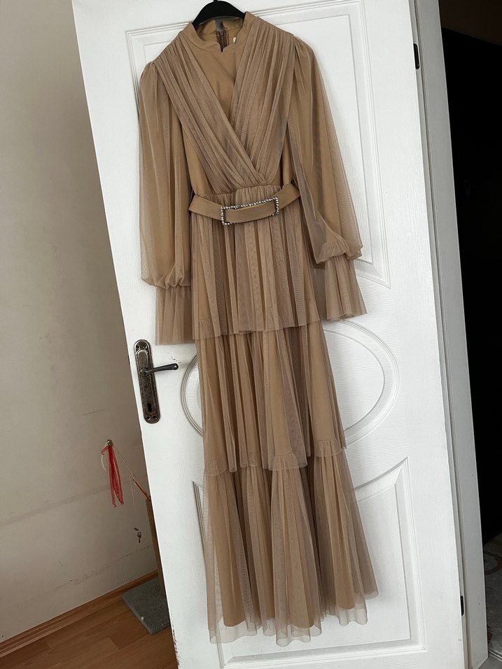 Bej Drapeli Uzun Kadın Elbise - Görsel 3