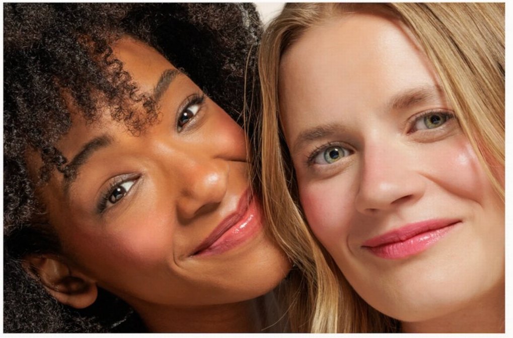 Farmasi Kırmızı Lip Lacquer 01 Confident - Görsel 3