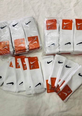 Nike Beyaz Baskılı Erkek Spor Çorap 12 li paket