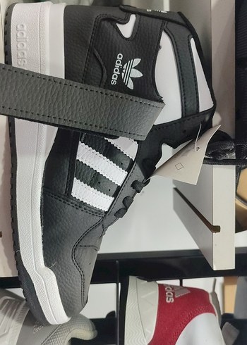 Adidas Gri Kadın Spor Ayakkabı