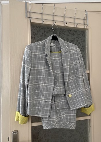 Kadın Gri Ekose Kısa Blazer CEKET PANTOLON TAKIM