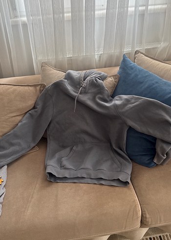 Gri Kapüşonlu Rahat Kesim Sweatshirt