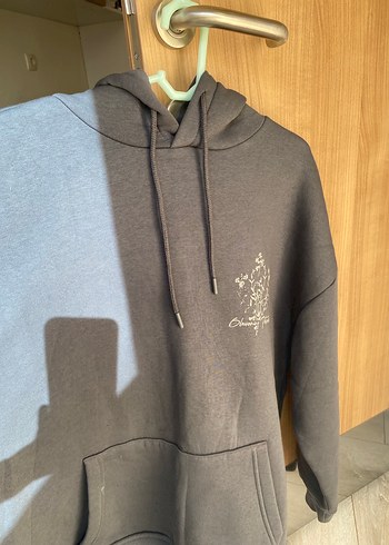 Gri Baskılı Kapüşonlu Sweatshirt Trendyolmilla - Görsel 2