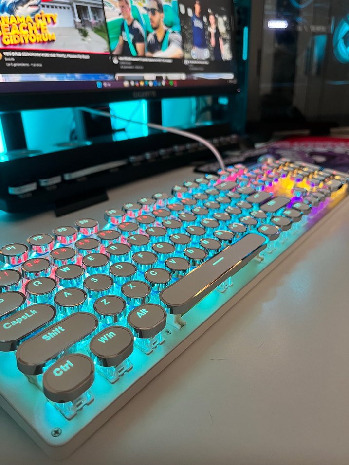 Oyuncu klavye - Görsel 3