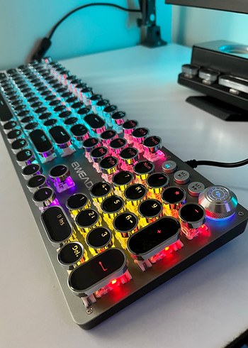 Oyuncu klavye - Görsel 3