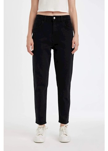Siyah Mom Fit Kot Pantolon