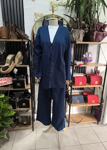 46 Beden Lacivert Camelya marka kimono takim