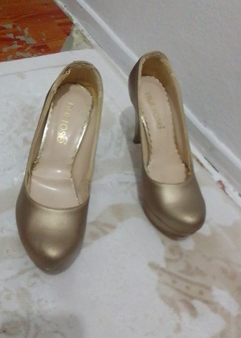 38 Beden Bej Parlak Topuklu Kadın Stiletto