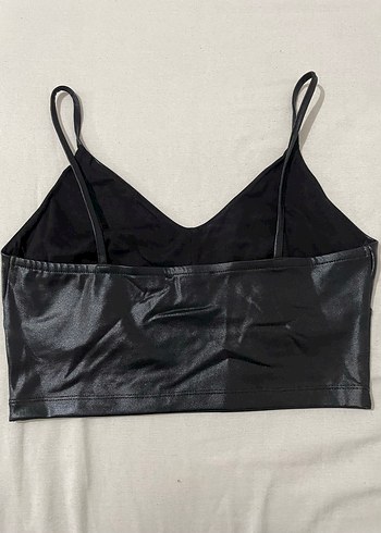 Siyah Deri V Yakalı Mini Crop Top - Görsel 3