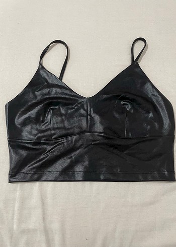 Siyah Deri V Yakalı Mini Crop Top - Görsel 2
